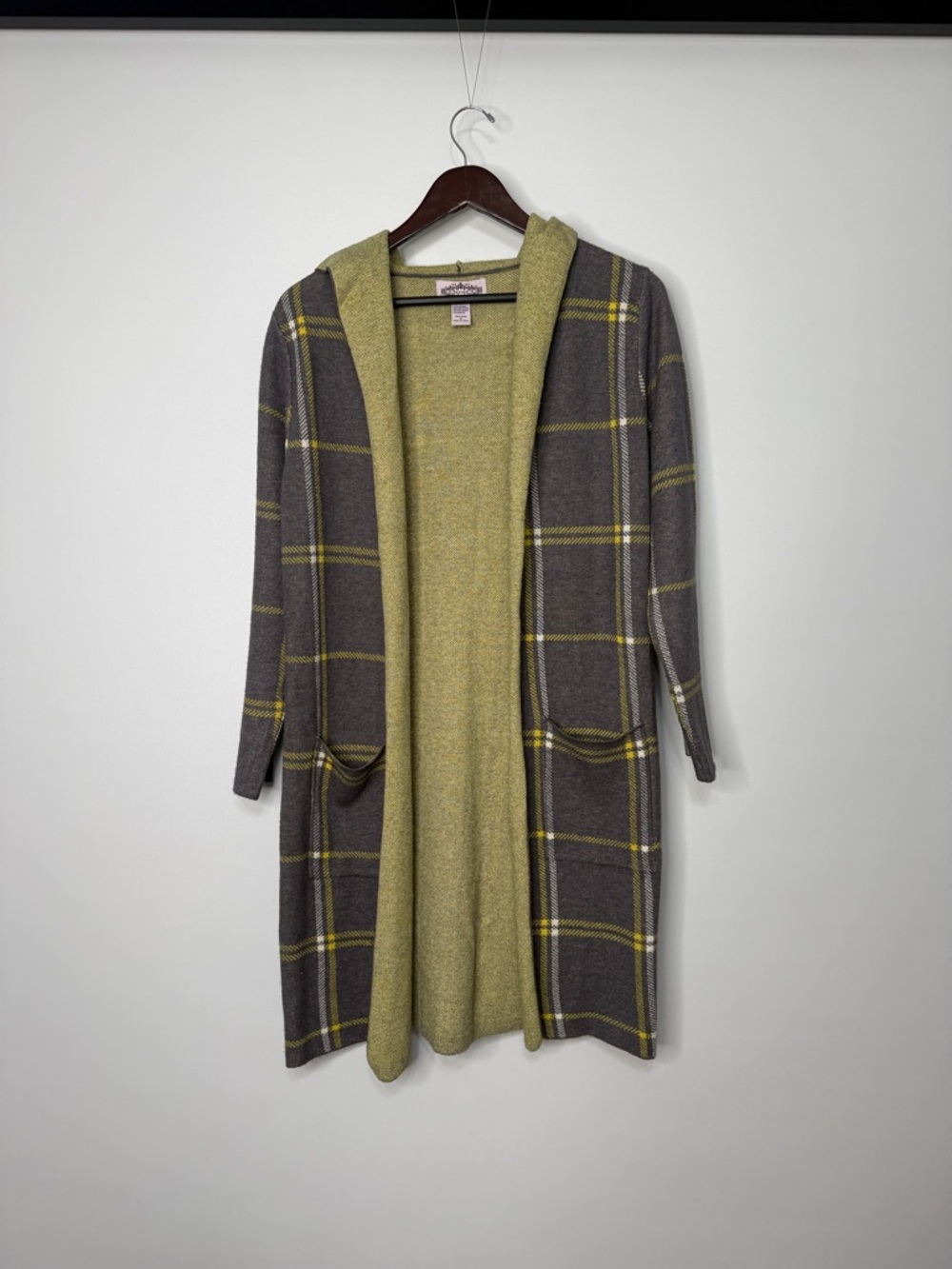 Oliver by Escio Plaid Hooded Open-Front Sweater Cardigan in Gray Plaid